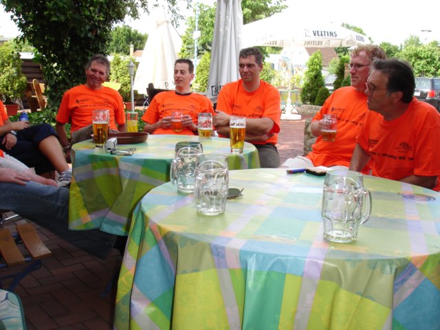 hetwelverdiendebiernadeeerstedag.jpg